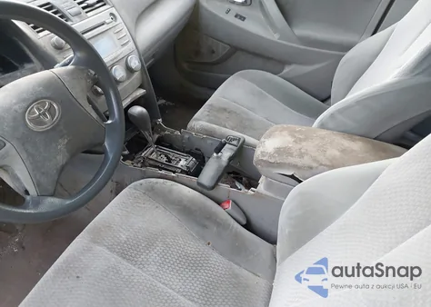 2010 Toyota Camry Le from USA, damaged, VIN 4T1BF3EK8AU072699